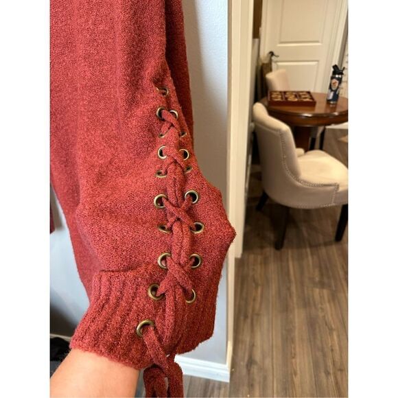 Lovers + Friends side Tie Sweater Dress Medium - Picture 4 of 9